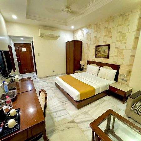 Hotel Florence Inn, Karol Bagh, New Delhi, 2 Min From Metro Экстерьер фото