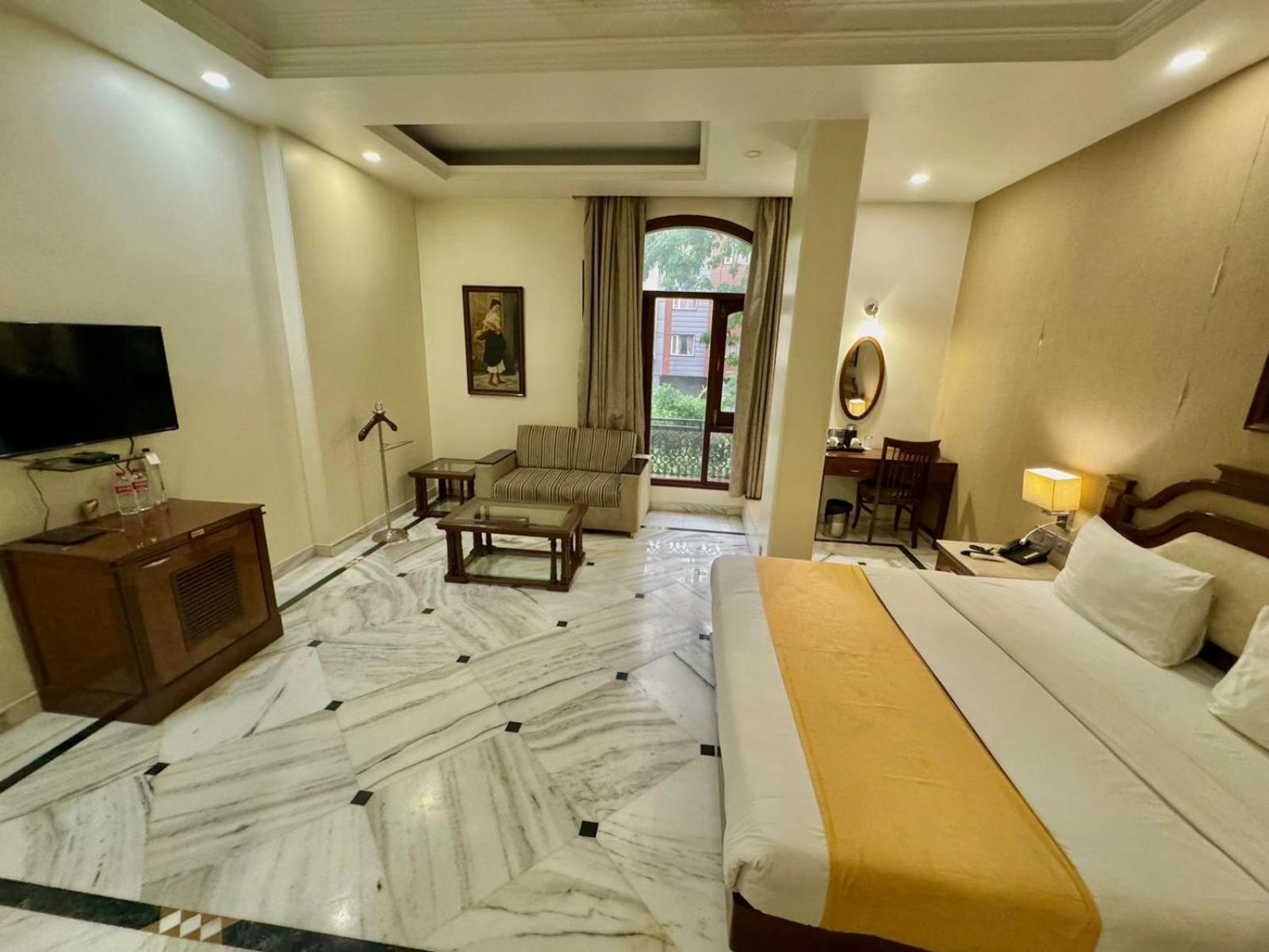 Hotel Florence Inn, Karol Bagh, New Delhi, 2 Min From Metro Экстерьер фото