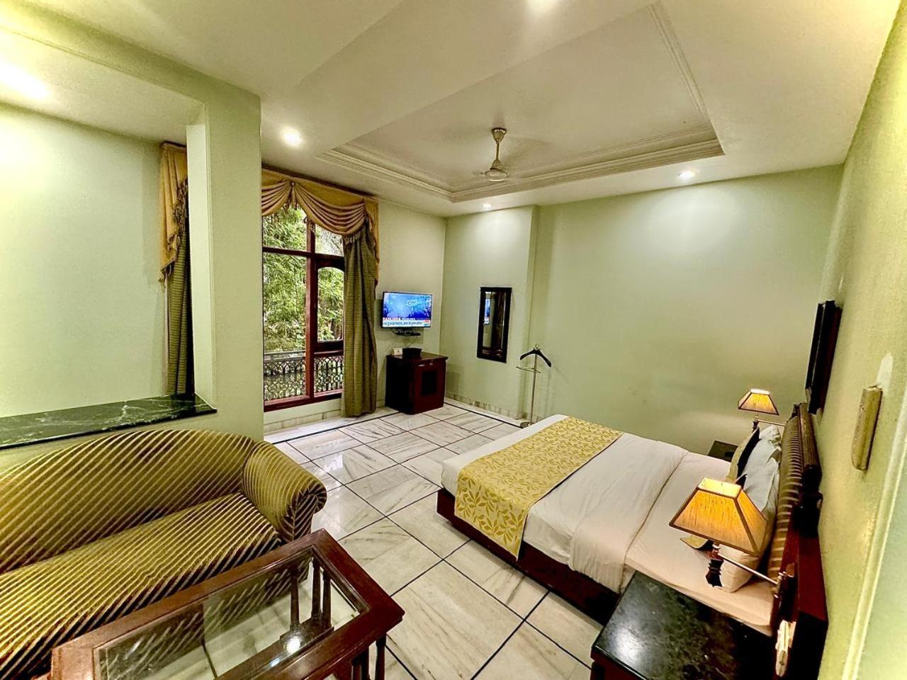 Hotel Florence Inn, Karol Bagh, New Delhi, 2 Min From Metro Экстерьер фото