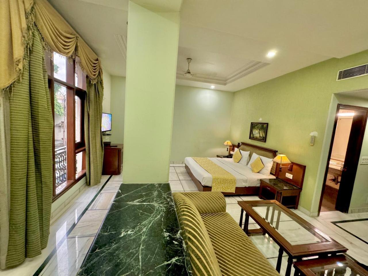 Hotel Florence Inn, Karol Bagh, New Delhi, 2 Min From Metro Экстерьер фото